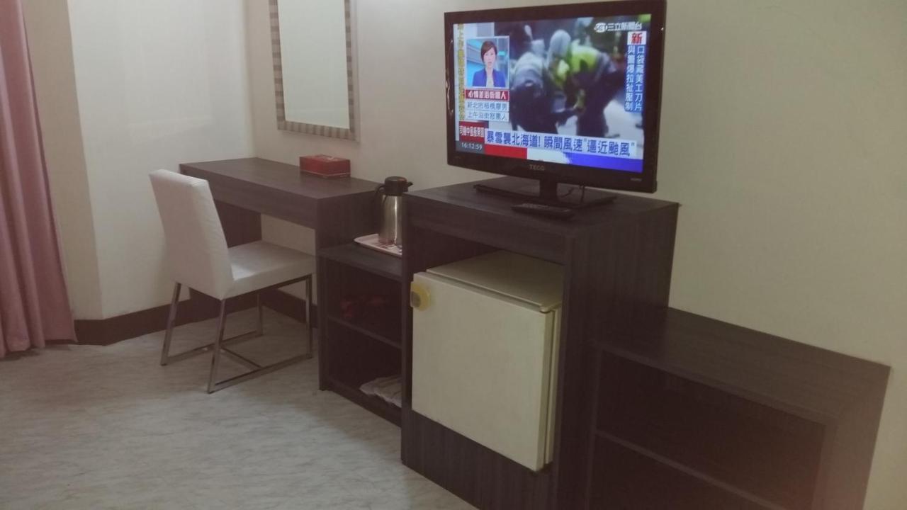 Modern Plaza Hotel Kaohsiung Oda fotoğraf