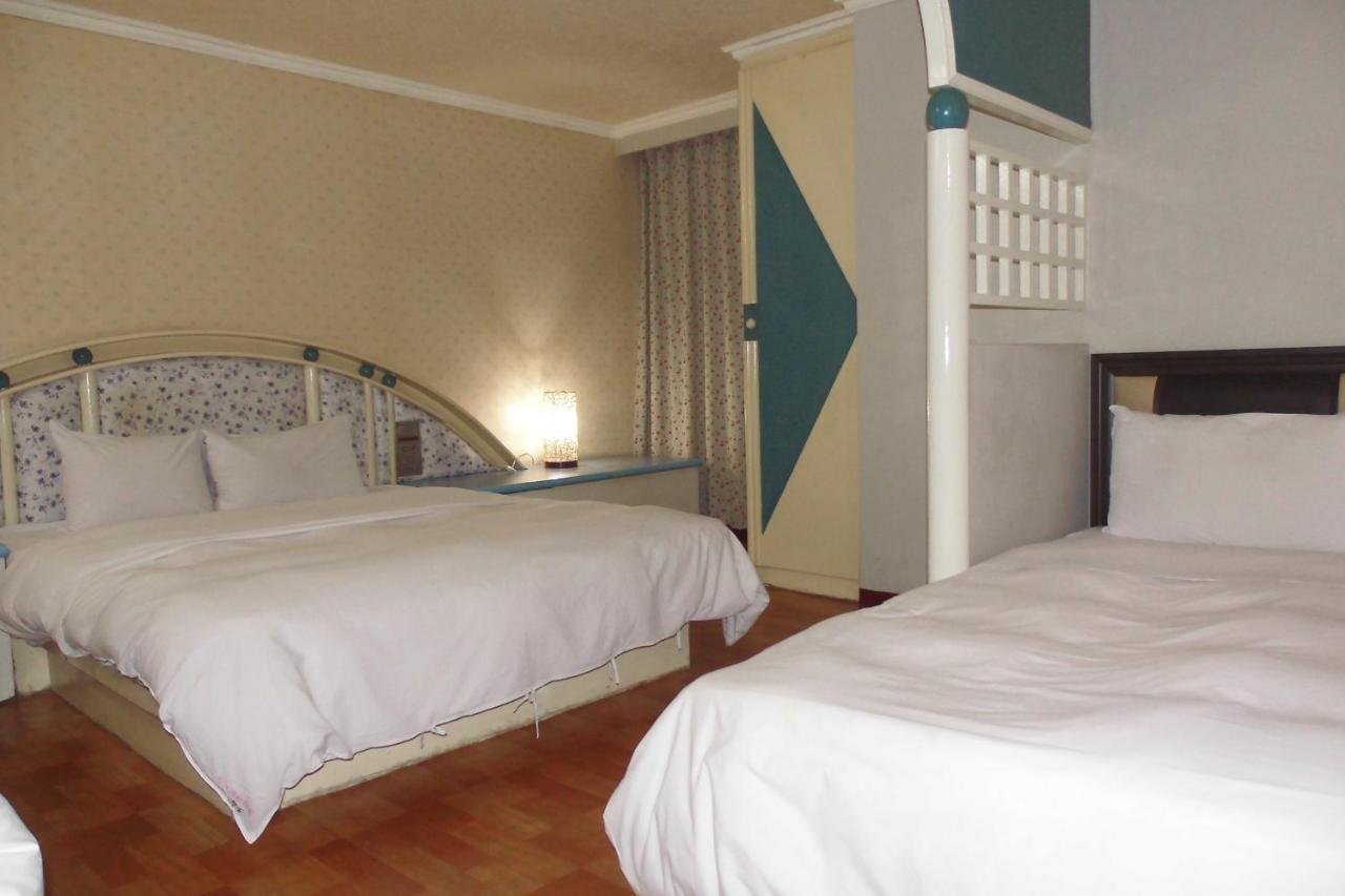 Modern Plaza Hotel Kaohsiung Dış mekan fotoğraf