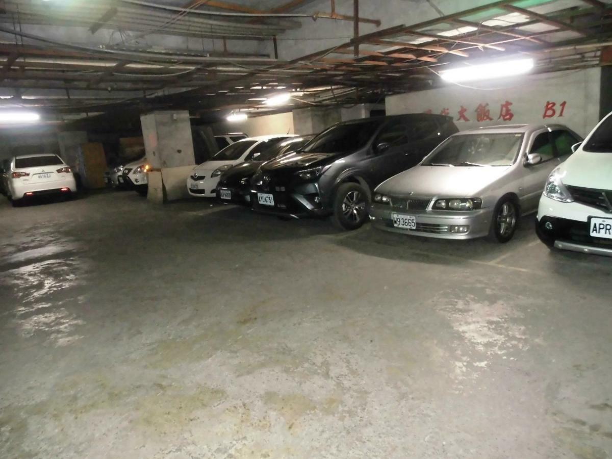 Modern Plaza Hotel Kaohsiung Dış mekan fotoğraf